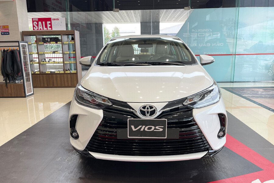 Toyota Vios 1.5E CVT (3 túi khí) - Hình 5