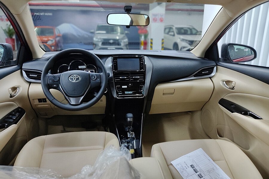 Toyota Vios 1.5E CVT (3 túi khí) - Hình 15